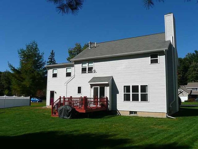 3rd image of 4 SPRINGFIELD Drive