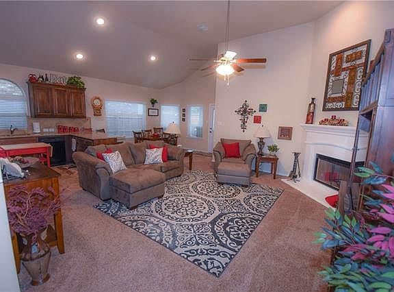4th image of 1200 Vaughna Dr