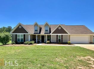 2042 Moores Ford Rd, Bogart, GA 30622