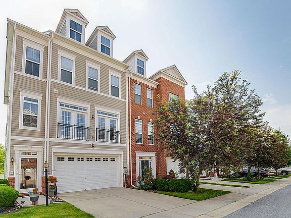 Spacious 2 Car Garage