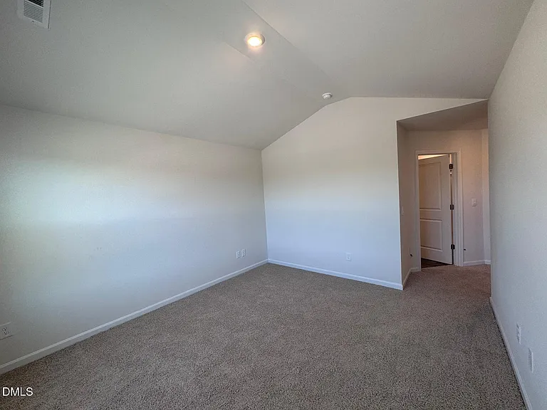 200 Canopy Dr — Photo 5