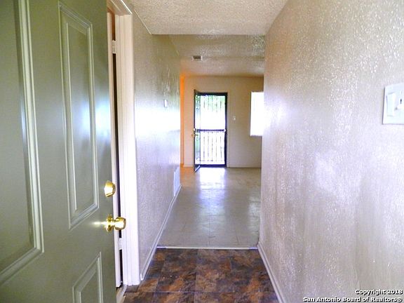 3rd image of 10906 Gaylord Dr