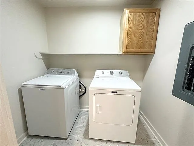 916 N Broad St — Photo 10