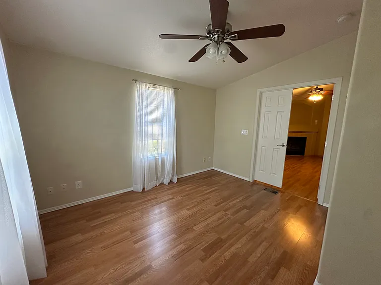 1888 Sarafina Dr — Photo 15