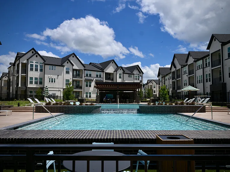 The Bluewood — Photo 12