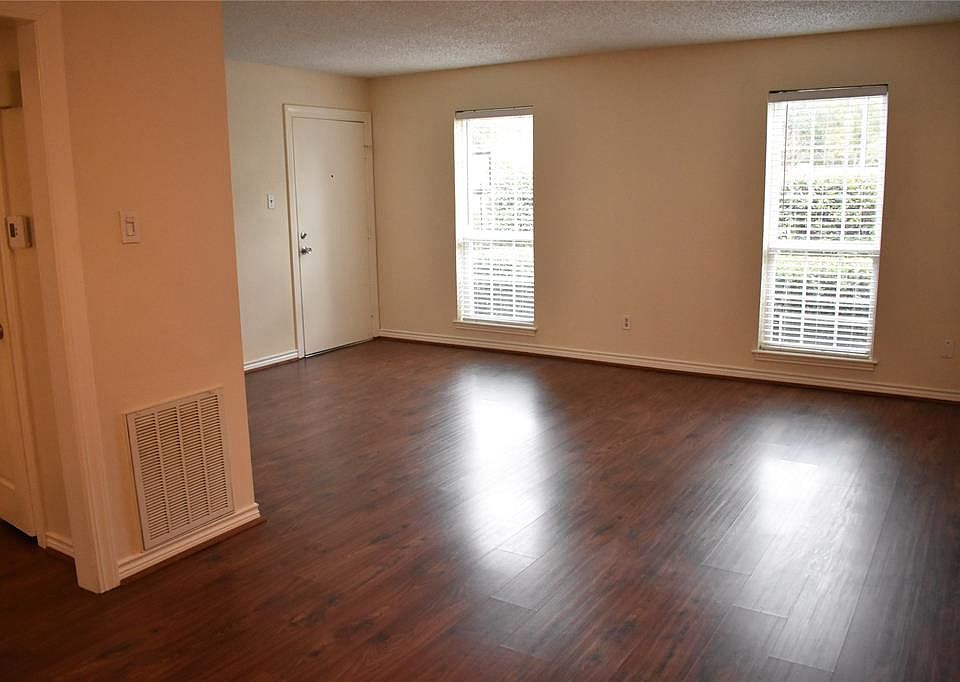 1st image of 6402 Del Monte Dr APT 34