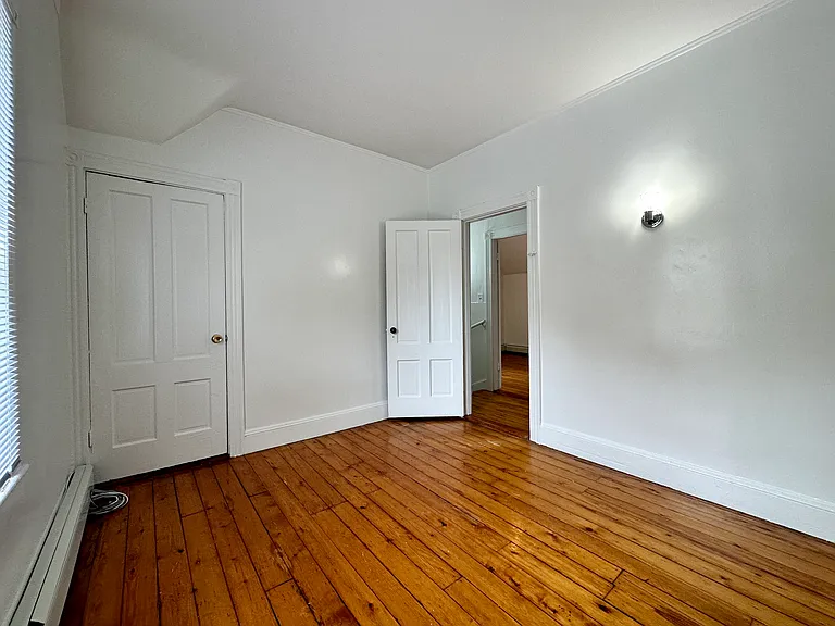 170 Alabama Ave — Photo 42