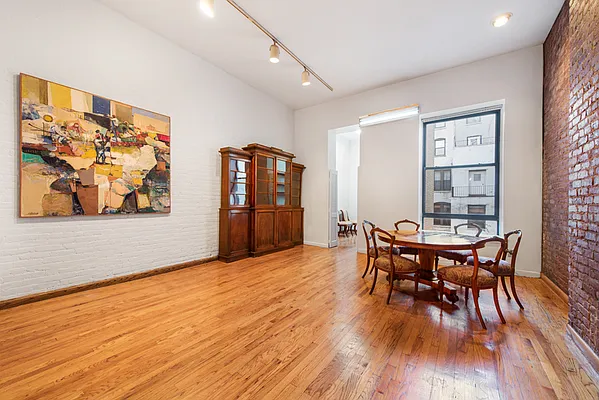 Sold by Leslie J. Garfield | media 5