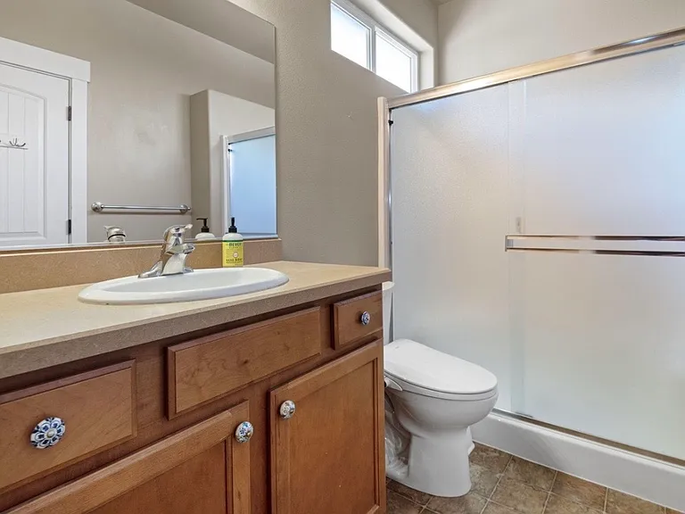 2302 NE Mary Rose Pl #2 — Photo 10