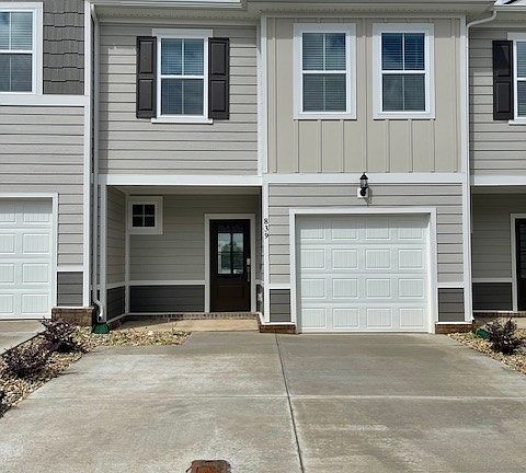 3rd image of 839 Big Bend Ct