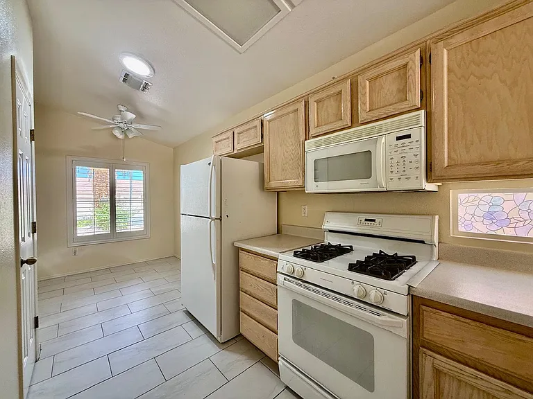 495 Edgefield Ridge Pl — Photo 44