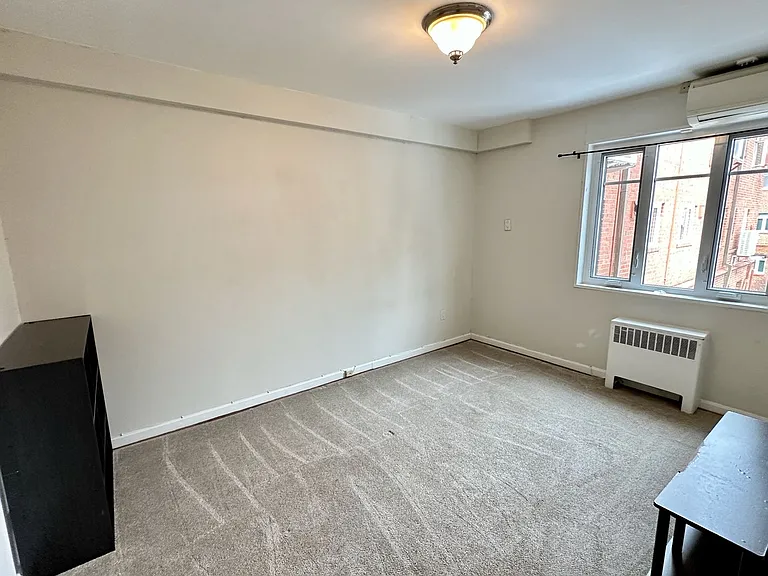 10413 Montrose Ave #201 — Photo 8