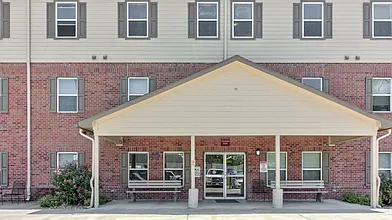 503 Cypress St — Photo 1
