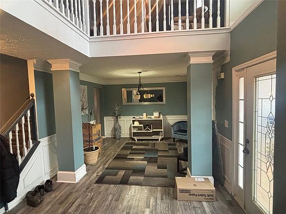 3rd image of 526 Canady Ct