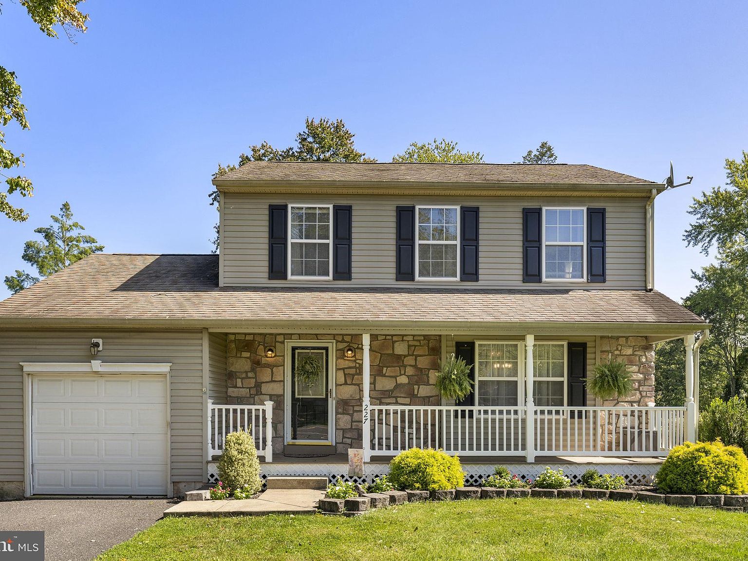 227 Trumbauersville Rd, Quakertown, PA 18951 Zillow