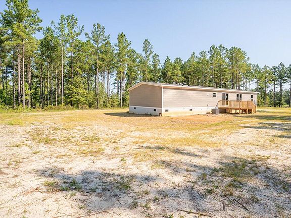 4th image of 762 White Pond Rd