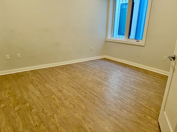 4th image of 14 Ward St #304