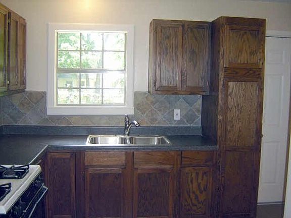 5th image of 2544 Wicker Ave