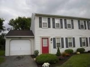 25 Pickford Dr, Lancaster, PA 17603