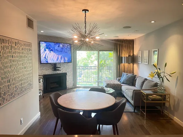 141 S Clark Dr, Los Angeles, CA