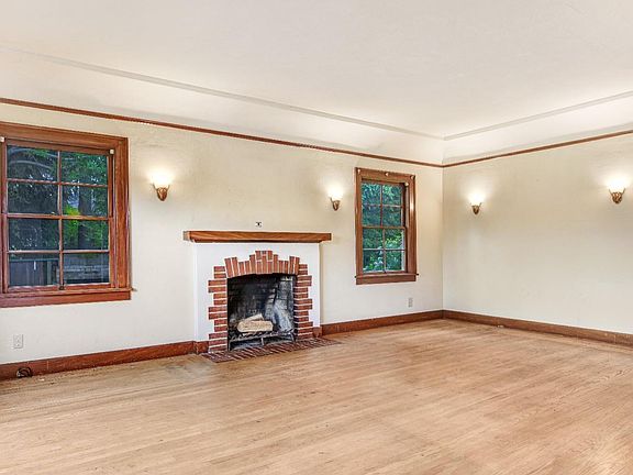 3rd image of 596 3rd Street E