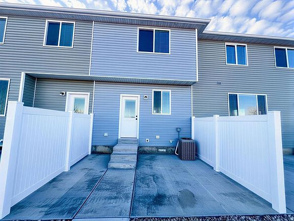 3rd image of 526 W 2000 S