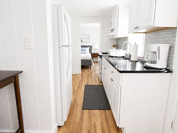 5th image of 3 Susan Ruth Rd