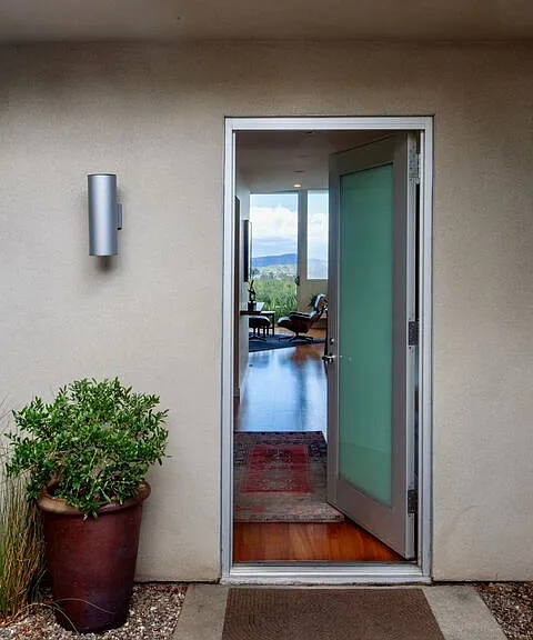 2154 Ridgemont Dr — Photo 3