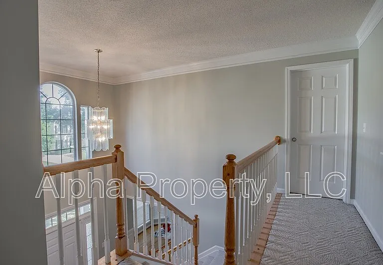 120 Windsong Dr — Photo 14