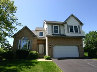 395 Knox Park Rd, Lake Zurich, IL 60047