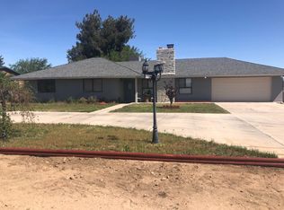 16734 Elm St, Hesperia, CA 92345