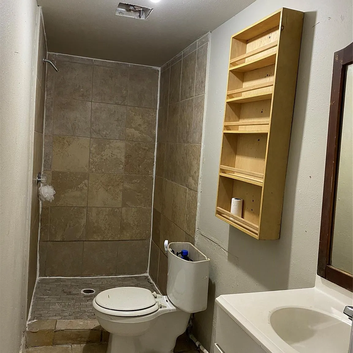 1 bed, 1.0 bath, 400 sqft, $650 — Photo 4