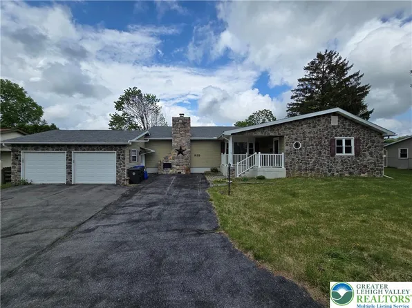 935 E Montgomery St, Allentown, PA 18103