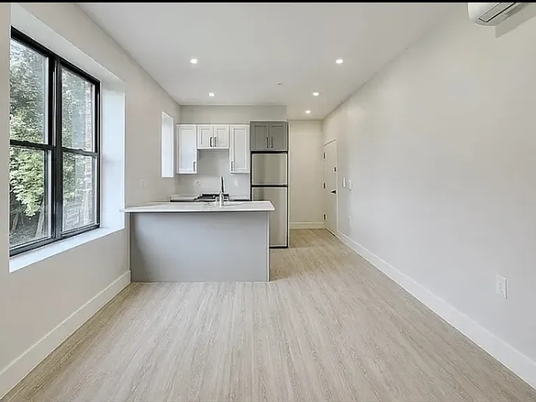 269 Kennedy Blvd #4B — Photo 12