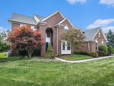 8488 Grand View Dr, Grand Blanc, MI, 48439
