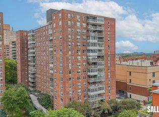 13810 Franklin Ave, Flushing, NY 11355