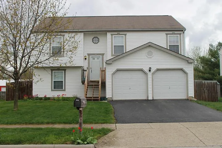 5815 Abraham Dr photo 1