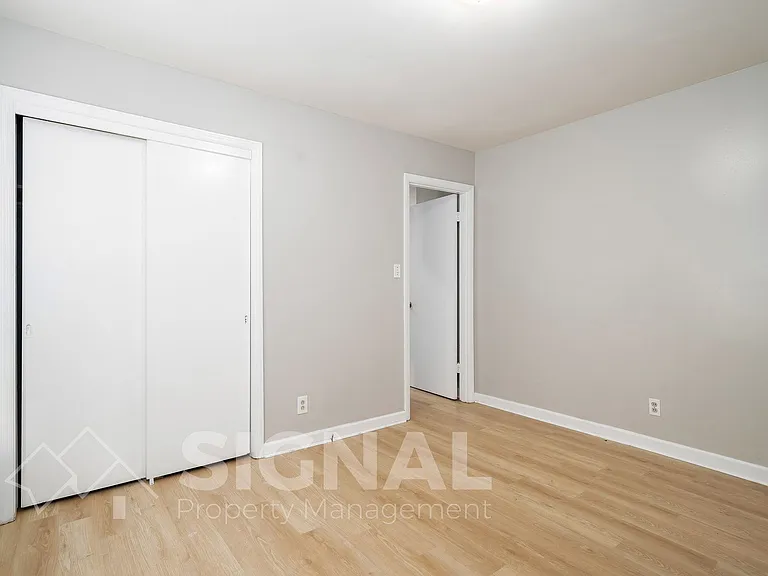 112 19th Ave NW — Photo 16