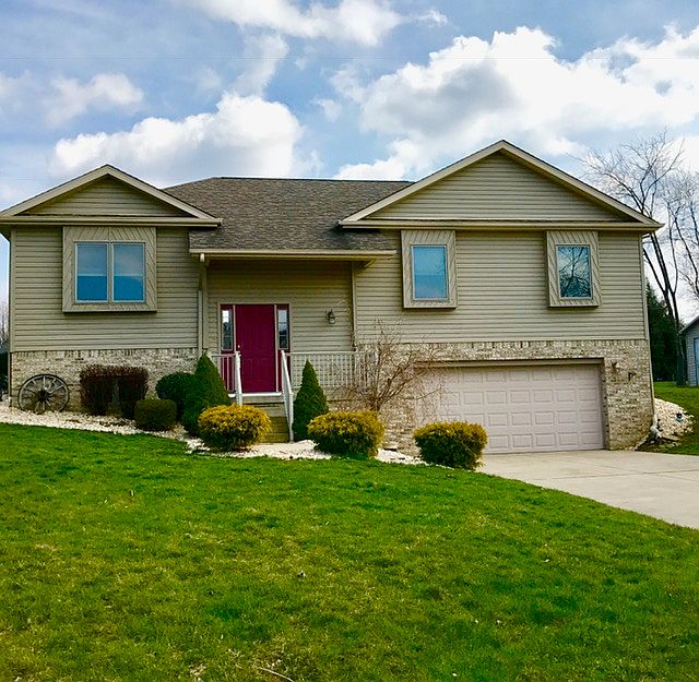 120 Whitfield Dr 
