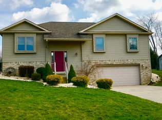 120 Whitfield Dr, Whitney, PA 15650