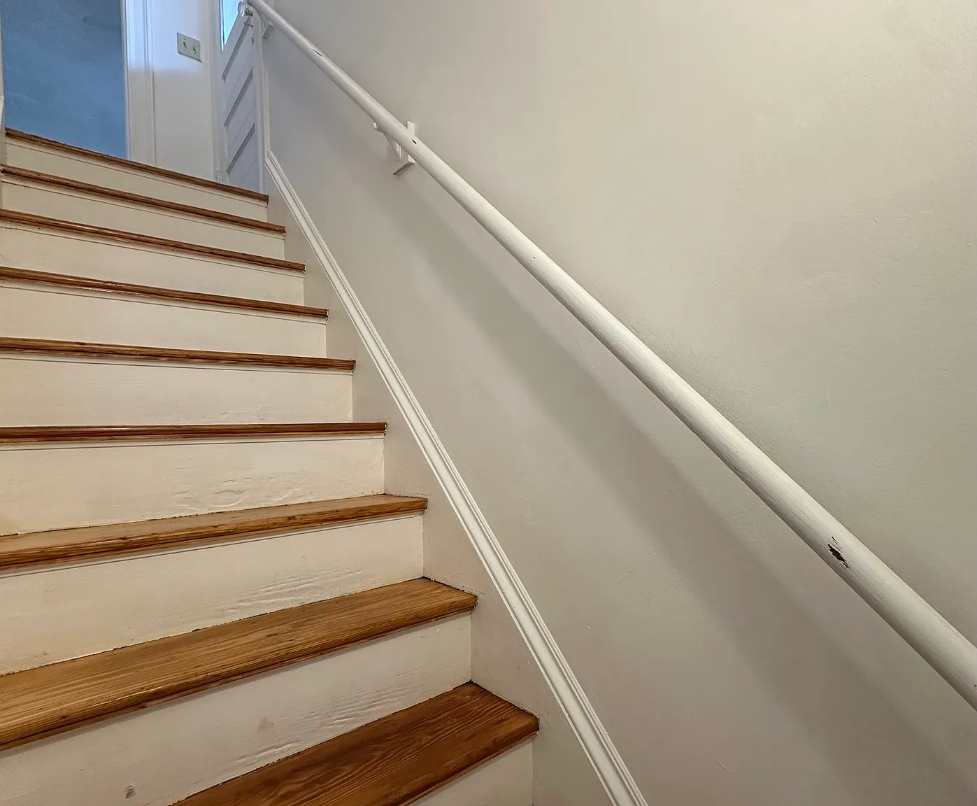 2 bed, 1.0 bath, 1000 sqft, $2,400 — Photo 2