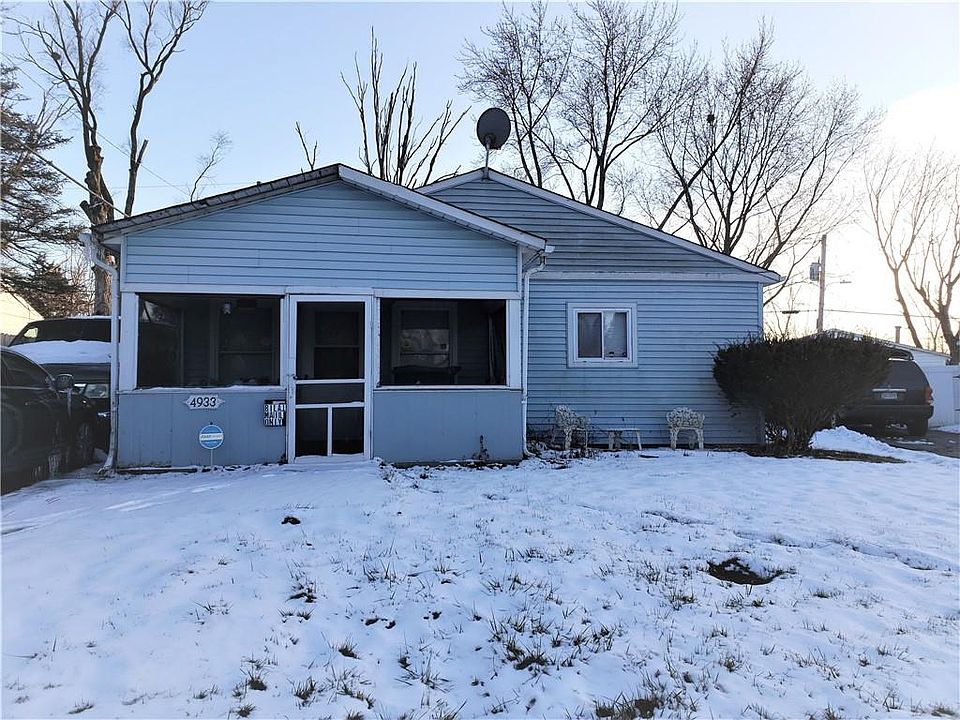 1st image of 4933 N Diana Dr
