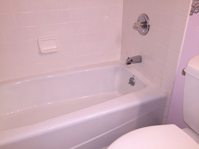 1st image of 601 Carol Ct