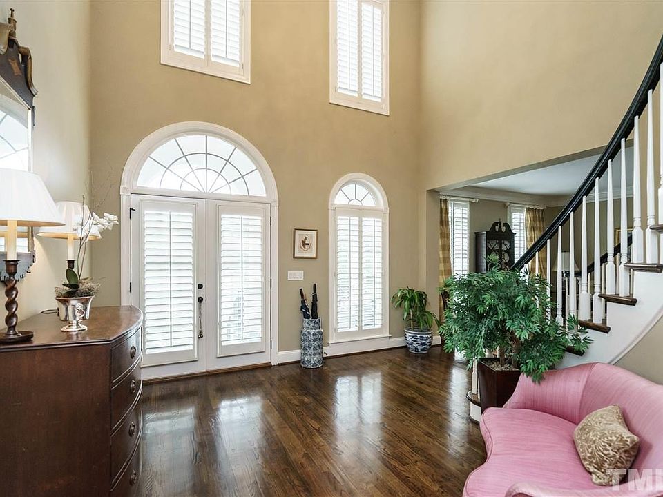 2nd image of 2127 Crigan Bluff Dr