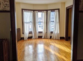 91 14th St, Buffalo, NY 14213