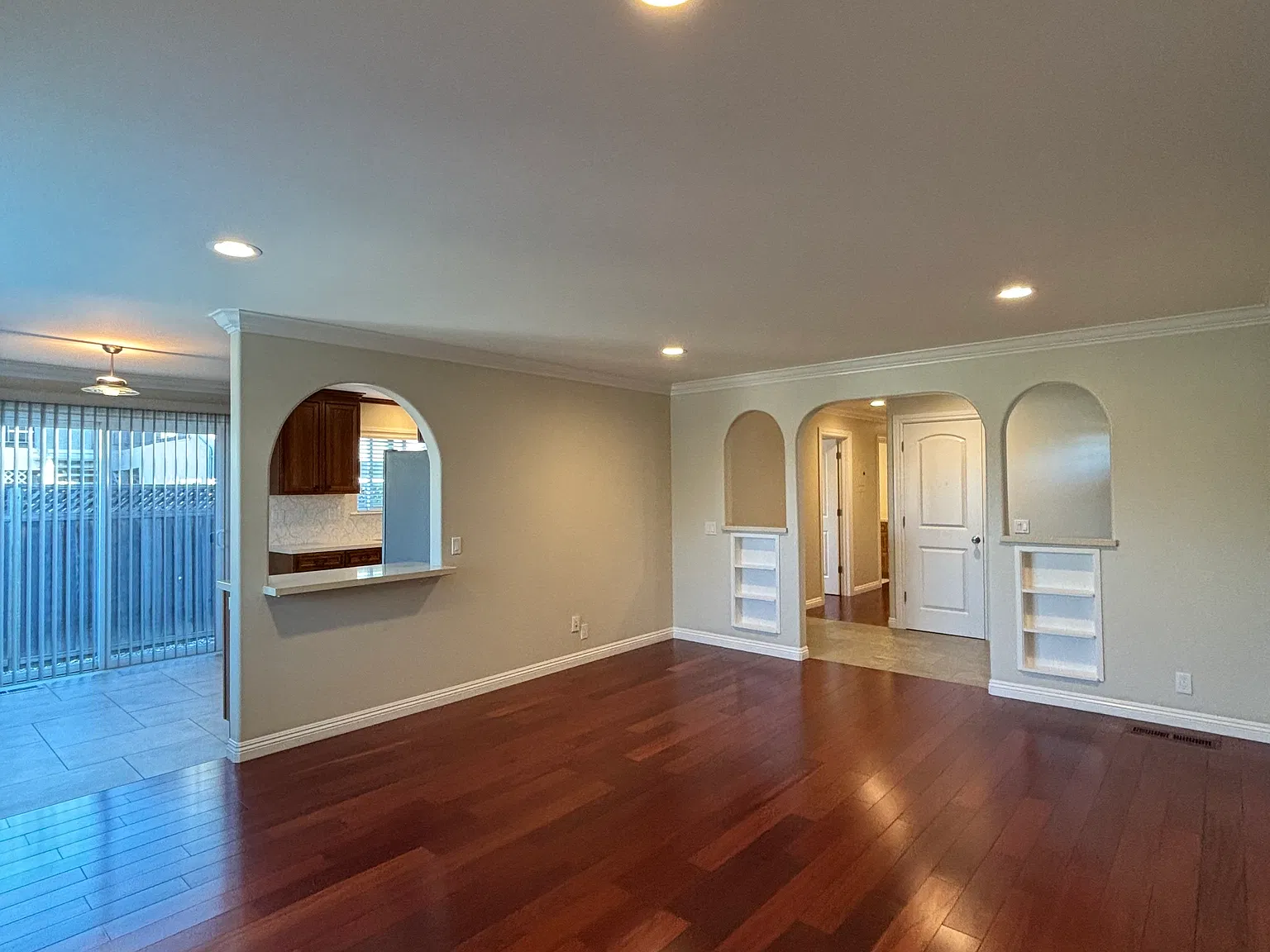 1026 Valerian Way — Photo 1