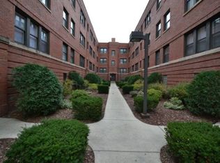 5746 N Winthrop Ave #D403, Chicago, IL 60660