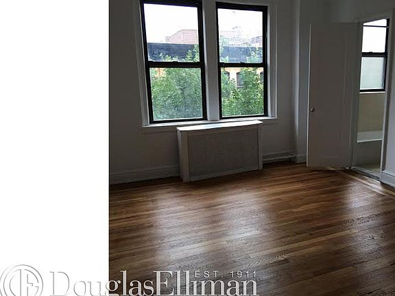5th image of 74 W 68th St APT 7A