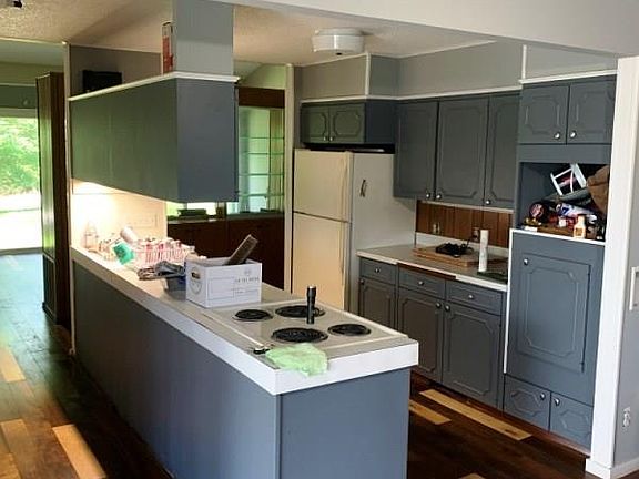 2nd image of 101 S Nightingale Dr