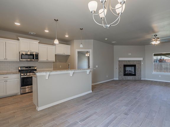 4th image of 4604 Sandhill Dr